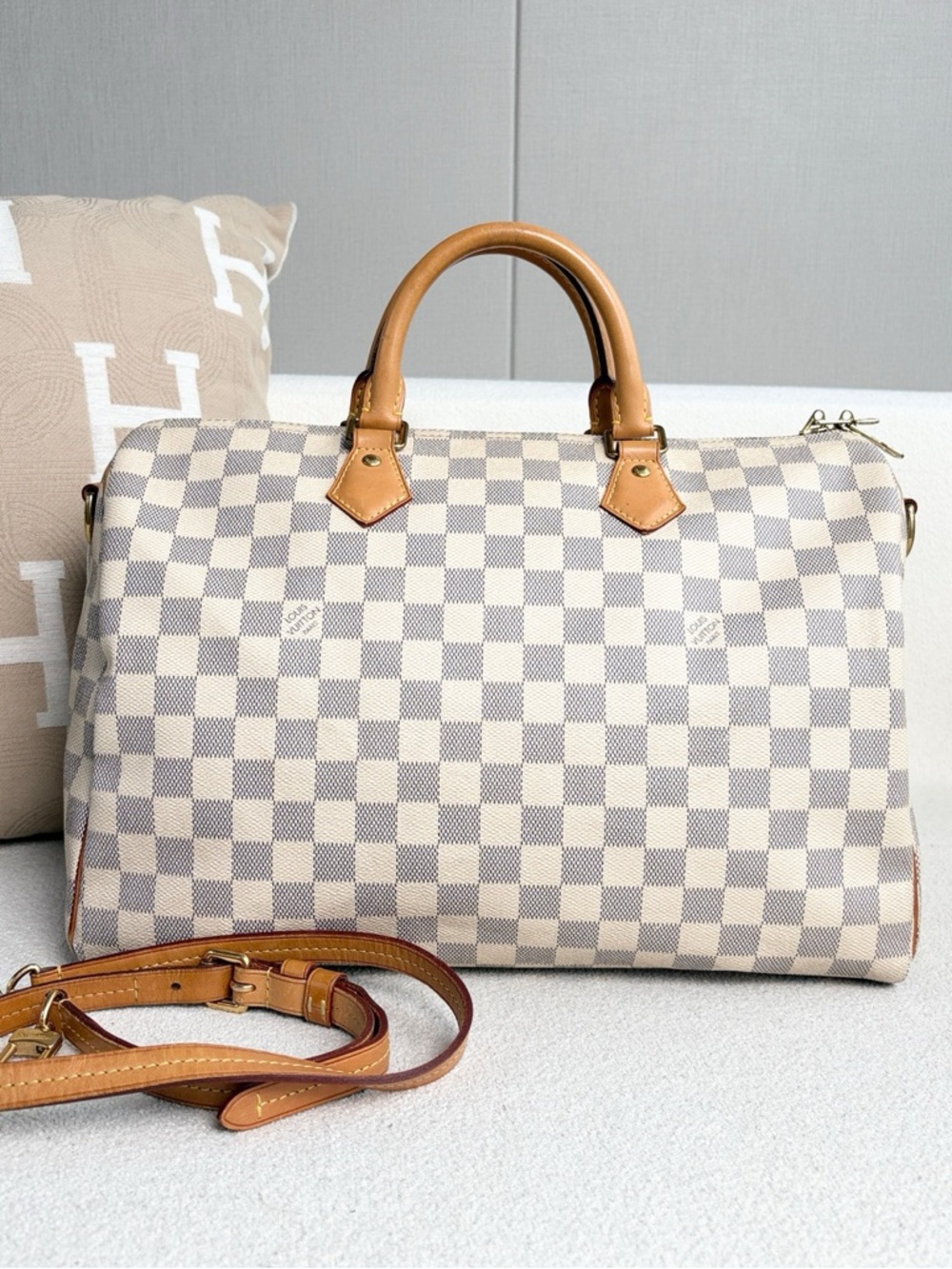 Louis Vuitton | Speedy 35 Damier Azur | Very Good Condition2015 No Lock & Keys